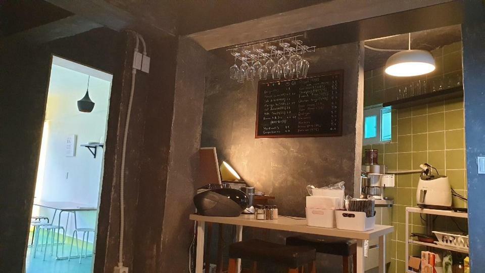 Busan Backpackers Exterior photo