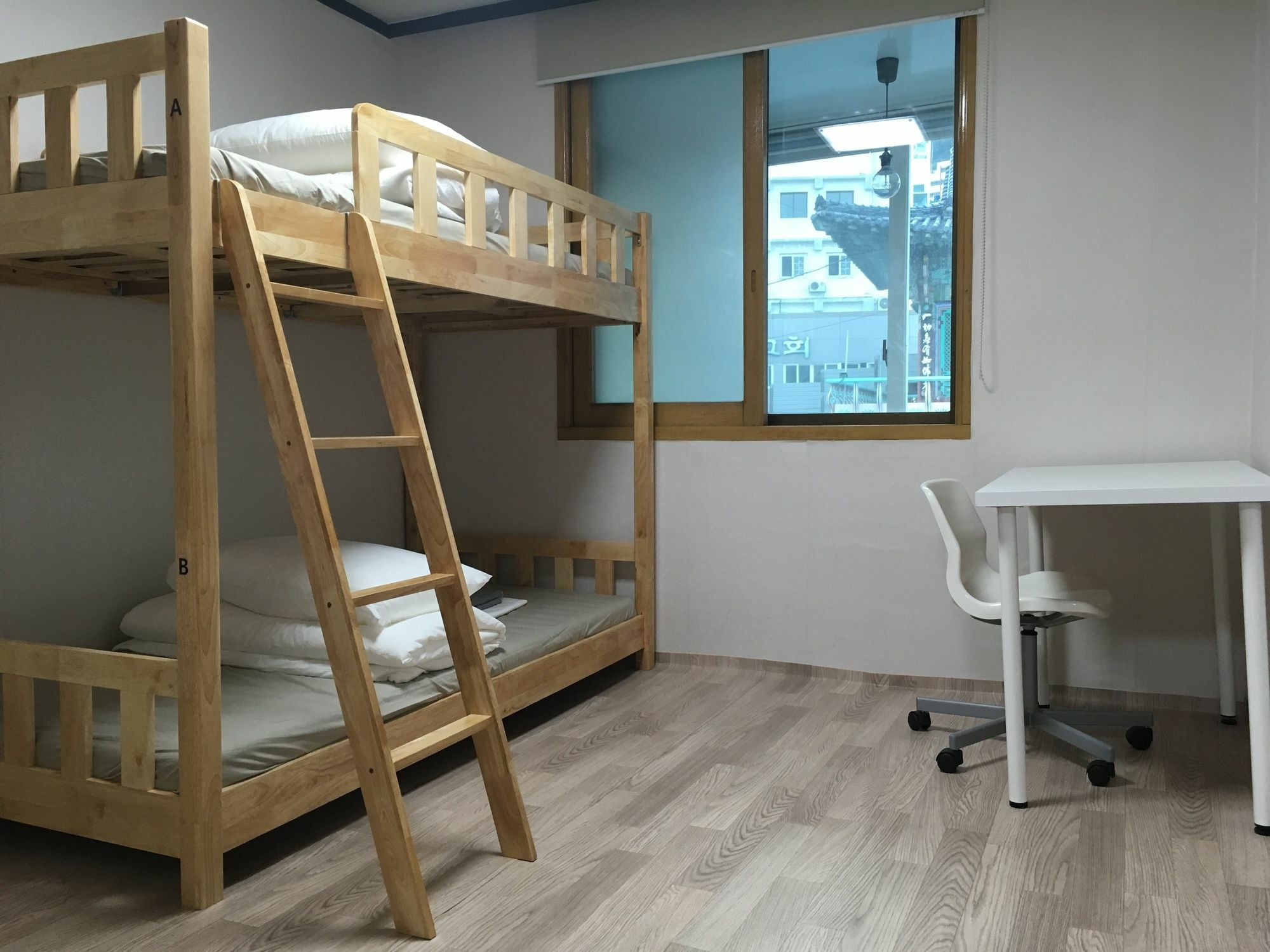 Busan Backpackers Exterior photo